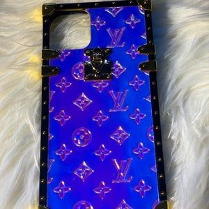 iPhone 11 Holographic case